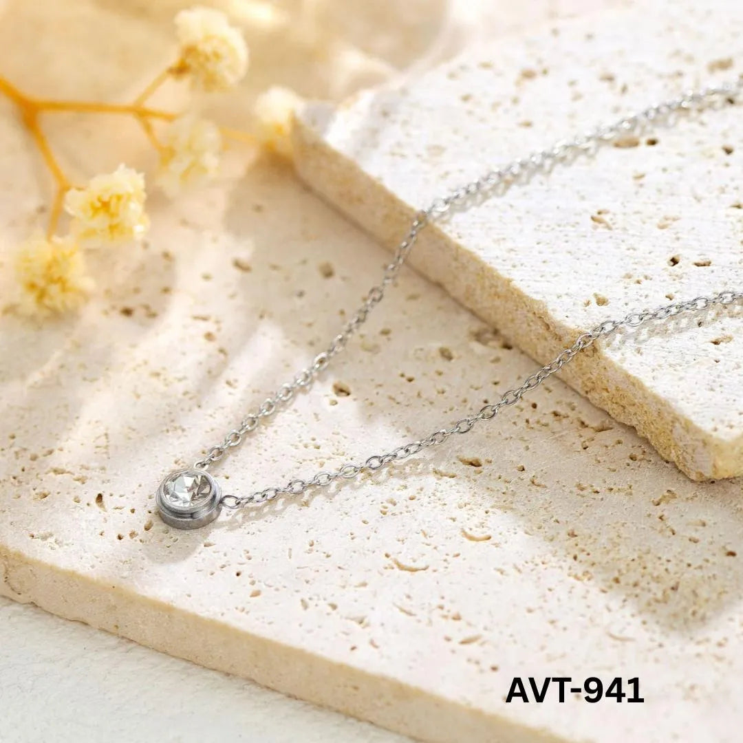 Women Single Pearl Alloy Necklace Golden Silver Daily Wear