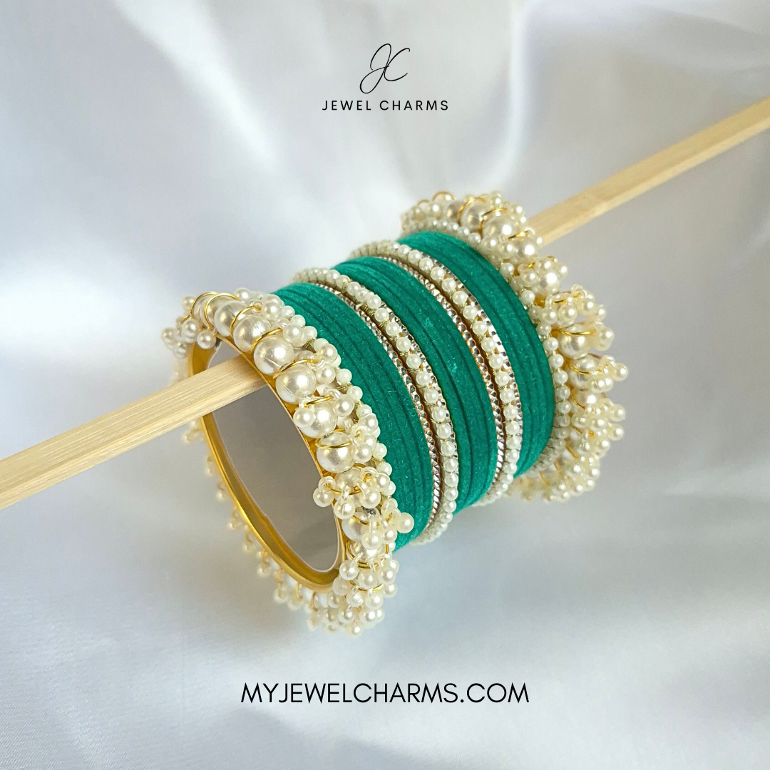 Sea Green Silver Karra Triple Gajra Set